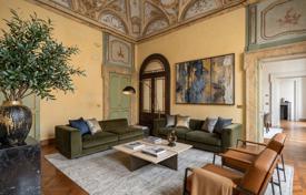 8غرفة آپارتمان  208 متر مربع Perugia, ایتالیا. 995,000 €