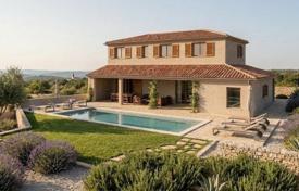 زمین تجاری Svetvinčenat, کرواسی. 143,000 €
