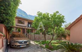 3غرفة خانه  120 متر مربع Dobrota, مونته نگرو. 1,500,000 €