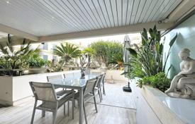 4غرفة آپارتمان  Port Palm Beach, فرانسه. Price on request
