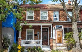  دو خانه بهم متصل – Old Toronto, تورنتو, انتاریو,  کانادا. C$1,335,000