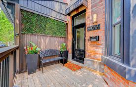  دو خانه بهم متصل – Sackville Street, Old Toronto, تورنتو,  انتاریو,   کانادا. C$2,394,000
