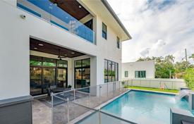 8غرفة ویلا  541 متر مربع Fort Lauderdale, ایالات متحده آمریکا. $1,999,000