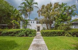 دو خانه بهم چسبیده – سواحل میامی, فلوریدا, ایالات متحده آمریکا. $1,695,000