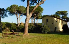زمین تجاری Grosseto (city), ایتالیا. 1,200,000 €