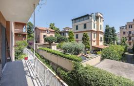 آپارتمان  – رم, لاتزیو, ایتالیا. $586,000