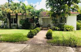 دو خانه بهم چسبیده – Coral Gables, فلوریدا, ایالات متحده آمریکا. $1,260,000