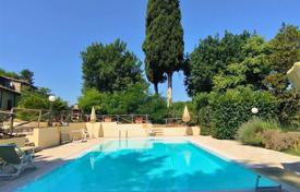 10غرفة ویلا  433 متر مربع Colle di Val D'elsa, ایتالیا. 750,000 €