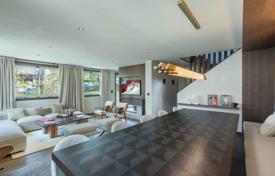 5غرفة عمارت  249 متر مربع مگیو, فرانسه. 3,675,000 €