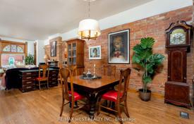7غرفة  دو خانه بهم متصل Old Toronto, کانادا. C$2,335,000