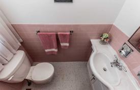 7غرفة خانه  Etobicoke, کانادا. C$1,512,000