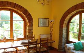 ویلا  400 متر مربع Fiesole, ایتالیا. 1,150,000 €