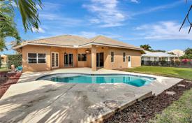 4غرفة خانه  319 متر مربع Royal Palm Beach, ایالات متحده آمریکا. $785,000