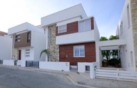 4غرفة دو خانه بهم چسبیده لارناکا, قبرس. 425,000 €