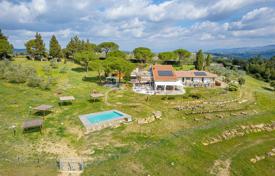 25غرفة ویلا  Greve in Chianti, ایتالیا. 2,780,000 €