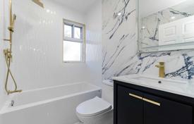 4غرفة خانه  Etobicoke, کانادا. C$1,948,000