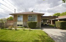 10غرفة خانه  Etobicoke, کانادا. C$1,319,000