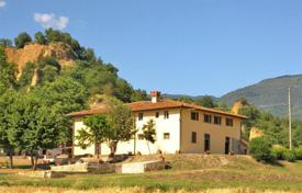 6غرفة ویلا  2100 متر مربع Arezzo, ایتالیا. 1,250,000 €
