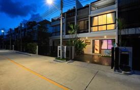 3غرفة خانه  192 متر مربع Choeng Thale, تایلند. $405,000