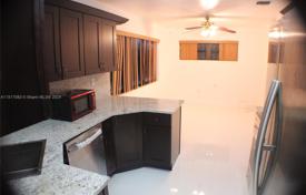 4غرفة خانه  160 متر مربع Miami Gardens, ایالات متحده آمریکا. $620,000