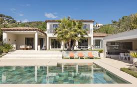 9غرفة ویلا  Saint-Paul-de-Vence, فرانسه. 2,790,000 €