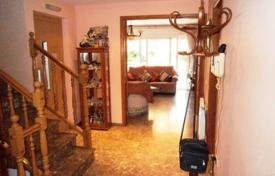 خانه  460 متر مربع Martorell, اسپانیا. 235,000 €