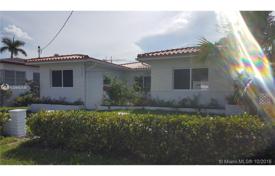 دو خانه بهم چسبیده – Surfside, فلوریدا, ایالات متحده آمریکا. $895,000