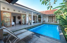 4غرفة ویلا  230 متر مربع Canggu, اندونزی. $320,000