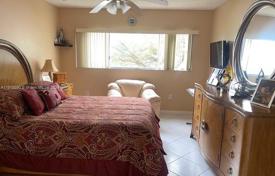 آپارتمان کاندو – Pembroke Pines, Broward, فلوریدا,  ایالات متحده آمریکا. $285,000