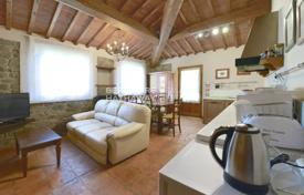 دو خانه بهم چسبیده – Castiglion Fiorentino, توسکانی, ایتالیا. 1,420,000 €