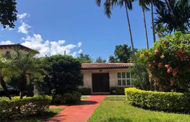 دو خانه بهم چسبیده – Coral Gables, فلوریدا, ایالات متحده آمریکا. 697,000 €