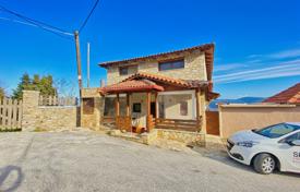 5غرفة خانه  205 متر مربع Xilokastro, یونان. 360,000 €