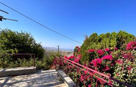 دو خانه بهم چسبیده – هراکلیون, کرت, یونان. 195,000 €