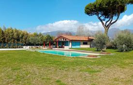 13غرفة دو خانه بهم چسبیده Pietrasanta, ایتالیا. 3,400,000 €
