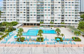 آپارتمان کاندو – North Miami Beach, فلوریدا, ایالات متحده آمریکا. $325,000