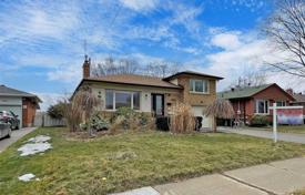 9غرفة خانه  Etobicoke, کانادا. C$1,778,000