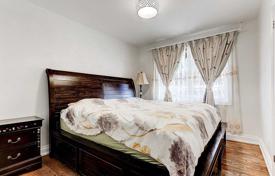5غرفة خانه  اسکاربرو، تورنتو, کانادا. C$1,286,000