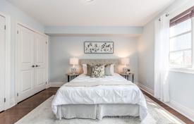 9غرفة  دو خانه بهم متصل Old Toronto, کانادا. C$2,108,000