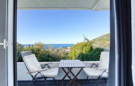 3غرفة آپارتمان  104 متر مربع Petrovac, مونته نگرو. 267,000 €