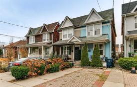  دو خانه بهم متصل – York, تورنتو, انتاریو,  کانادا. C$1,052,000