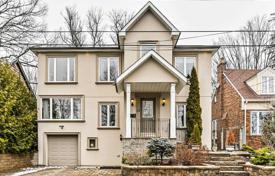 خانه  – East York, تورنتو, انتاریو,  کانادا. C$2,306,000