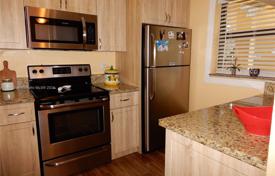 آپارتمان کاندو – Pembroke Pines, Broward, فلوریدا,  ایالات متحده آمریکا. $290,000