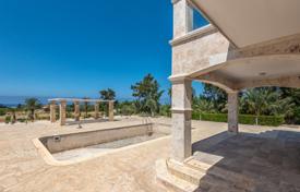 4غرفة دو خانه بهم چسبیده 245 متر مربع Coral Bay, قبرس. 1,950,000 €