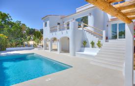 5غرفة دو خانه بهم چسبیده 204 متر مربع Moraira, اسپانیا. 1,389,000 €