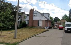 3غرفة خانه  Etobicoke, کانادا. C$1,068,000