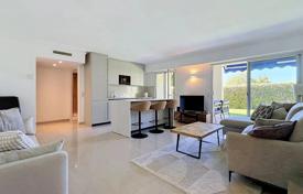 3غرفة آپارتمان  Cap d'Antibes, فرانسه. 890,000 €