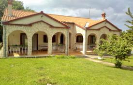 8غرفة خانه  300 متر مربع روینج, کرواسی. 595,000 €