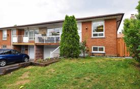  دو خانه بهم متصل – نورث یورک, تورنتو, انتاریو,  کانادا. C$1,155,000