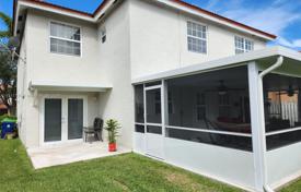 خانه  – سانرایز، فلوریدا, فلوریدا, ایالات متحده آمریکا. $710,000