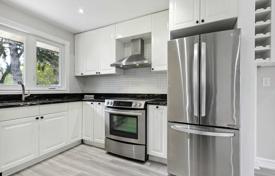 8غرفة خانه  Etobicoke, کانادا. C$1,635,000